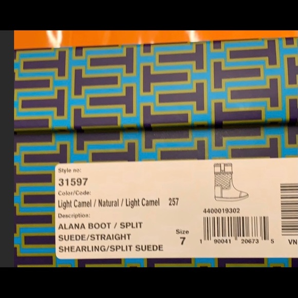 Tory Burch Alana shearling boots - Picture 5 of 6